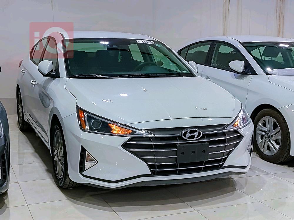 هیوندای ئەلەنترا